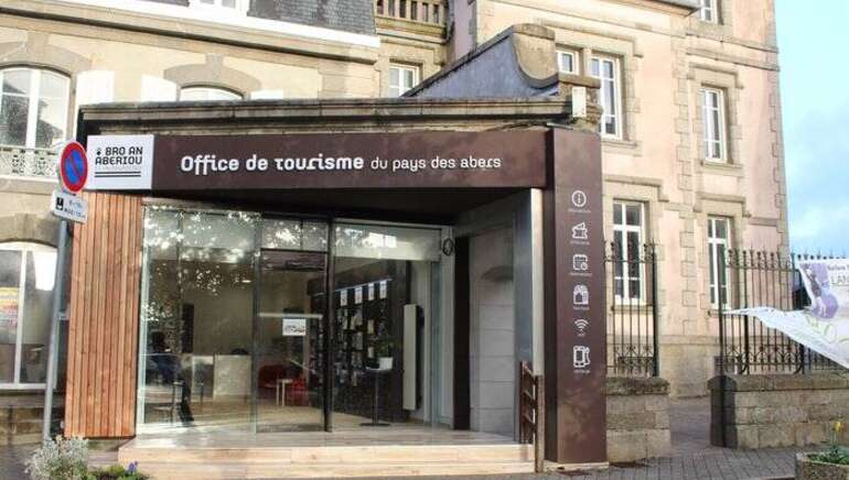 OT Lannilis Office de Tourisme Pays des Abers - Accueil de Lannilis