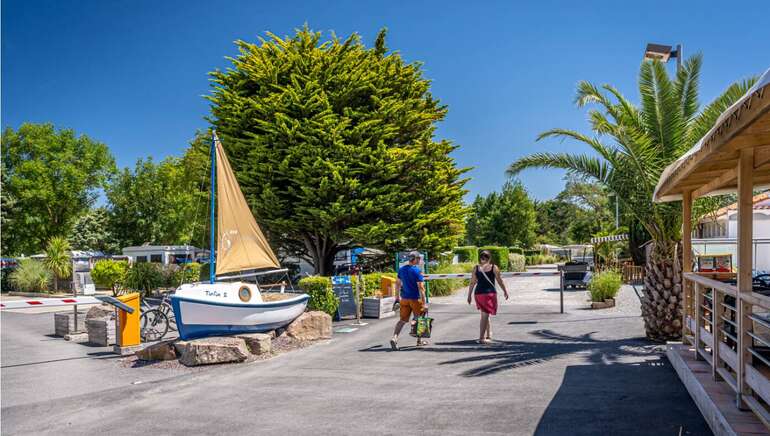 La Guichardière Camping-and-co.com - La Plaine Sur Mer